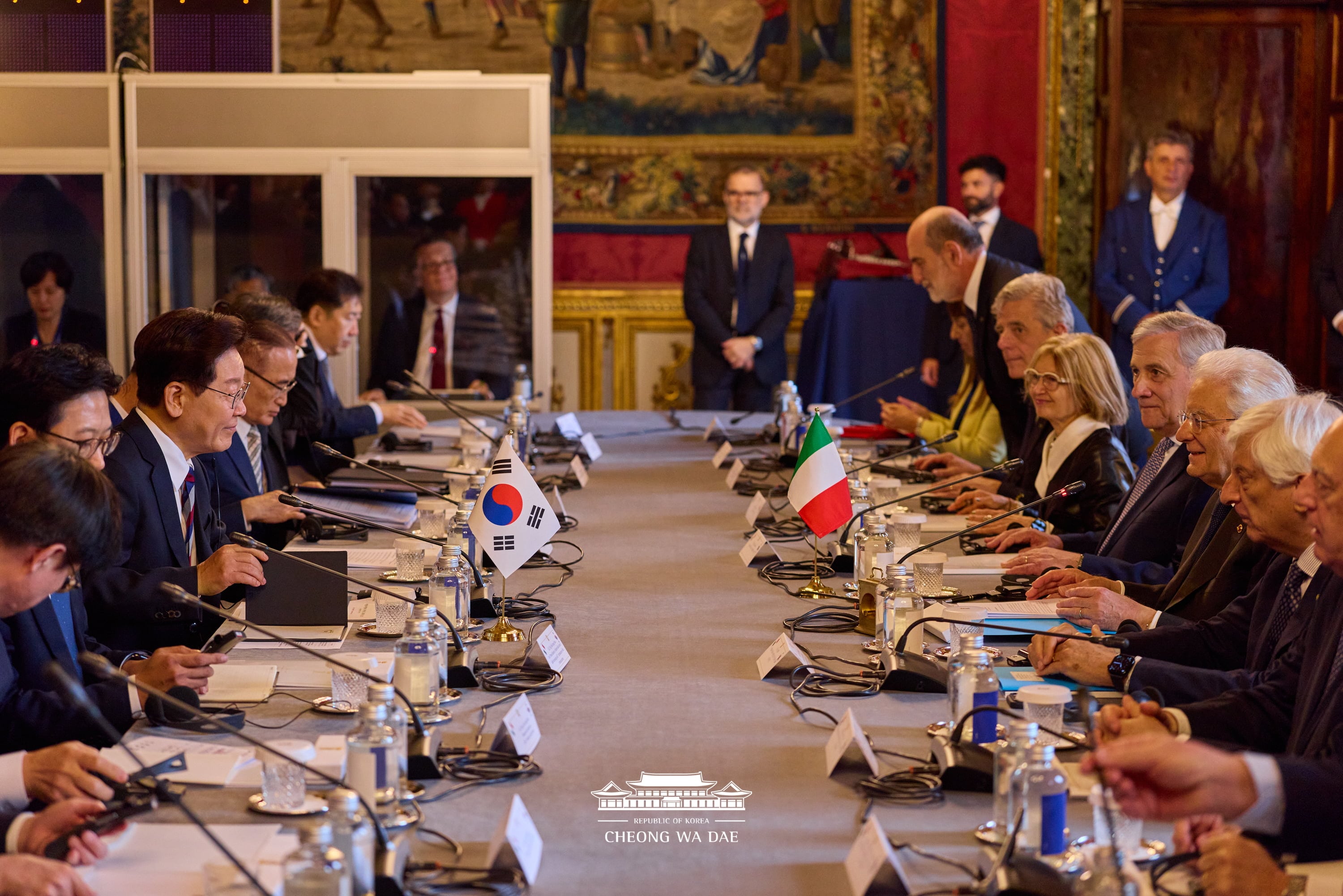 Press Statement by President Lee Jae Myung on the occasion of the ROK-Italy Summit